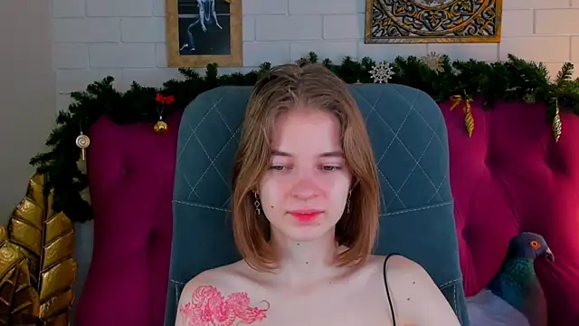 Snapshot of TinaDavil chatting on 17, 12, 2024 TinaDavil online show from 17, 12, 2024