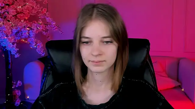 Snapshot of TinaDavil chatting on 25, 12, 2024 TinaDavil online show from 25, 12, 2024