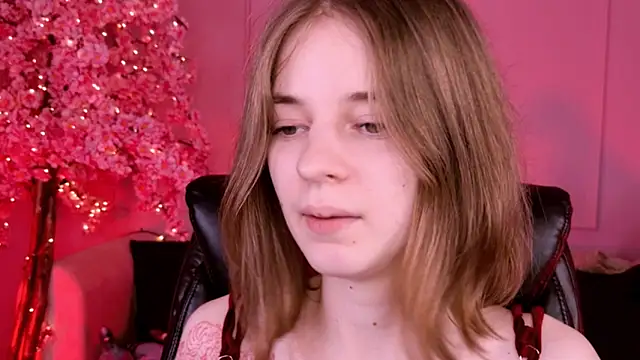 Snapshot of TinaDavil chatting on 16, 1, 2025 TinaDavil online show from 16, 1, 2025