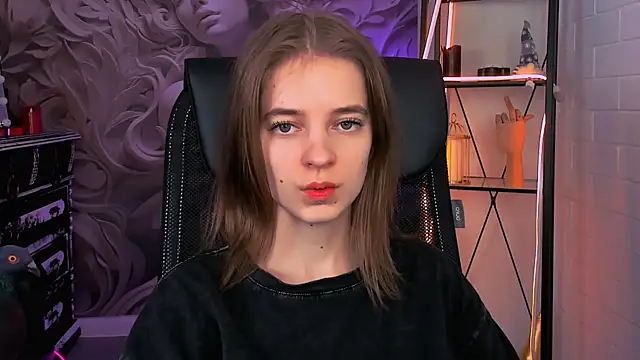 Snapshot of TinaDavil chatting on 3, 3, 2025 TinaDavil online show from 3, 3, 2025