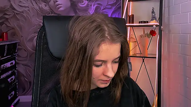 Snapshot of TinaDavil chatting on 3, 3, 2025 TinaDavil online show from 3, 3, 2025