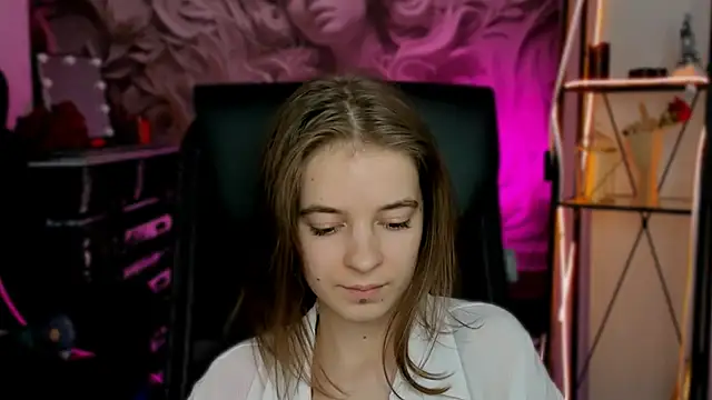 Snapshot of TinaDavil chatting on 12, 3, 2025 TinaDavil online show from 12, 3, 2025