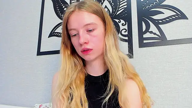 minidivaa  online show from 7, 2, 2025