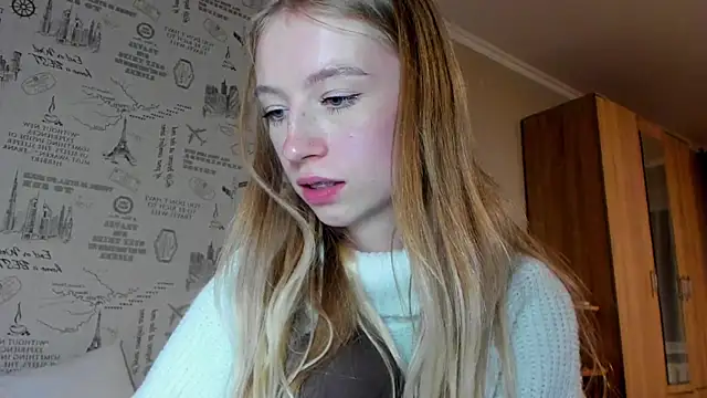 minidivaa  online show from 12, 10, 2025