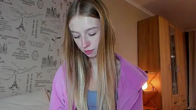 minidivaa  online show from 14, 10, 2025