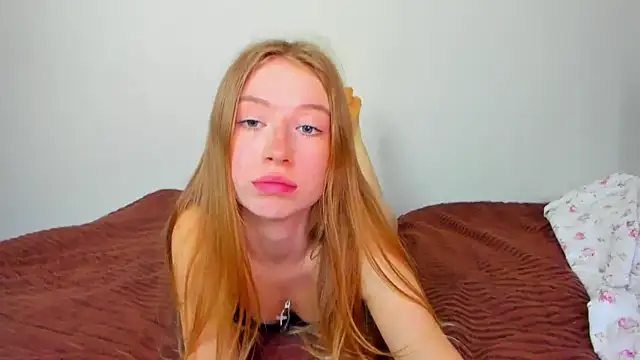 minidivaa  online show from 19, 5, 2026