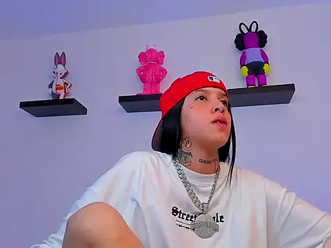 Gangster Girl online show from 10, 2, 2025