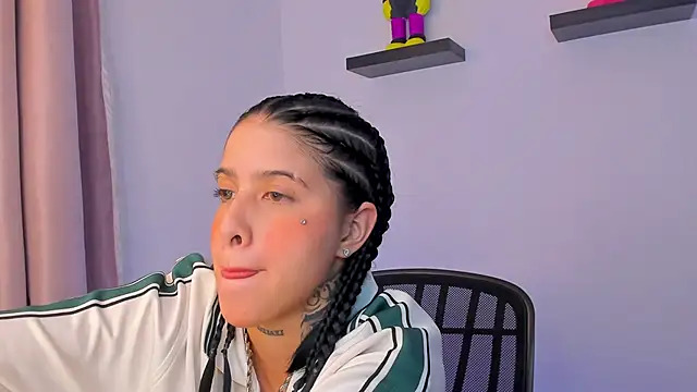 Gangster Girl online show from 11, 2, 2025