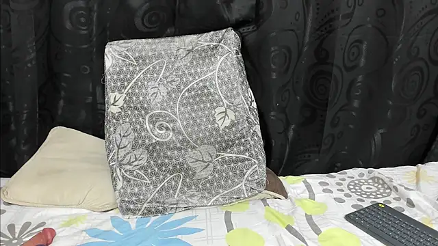 Snapshot of Rachel_Dubois chatting on 17, 12, 2024 Rachel Dubois online show from 17, 12, 2024