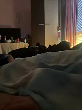 zolihorvat11 online show from 23, 2, 2026