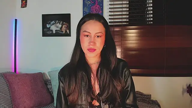 EmiGomez  online show from 14, 2, 2026