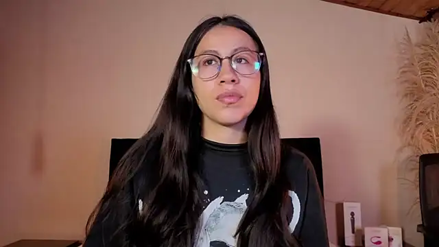 EmiGomez  online show from 29, 5, 2026