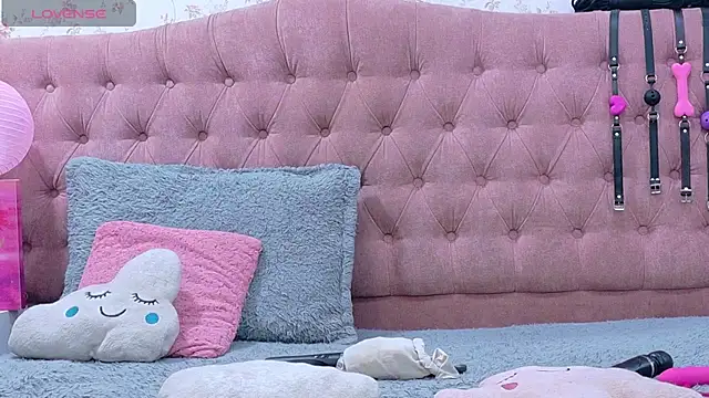 AvrillThomas online show from 22, 3, 2025