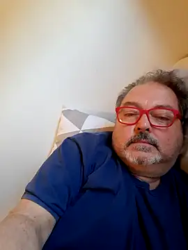 Snapshot of bluangelo chatting on 11, 3, 2026 bluangelo online show from 11, 3, 2026