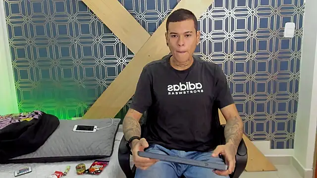 jamesinked  online show from 8, 1, 2025