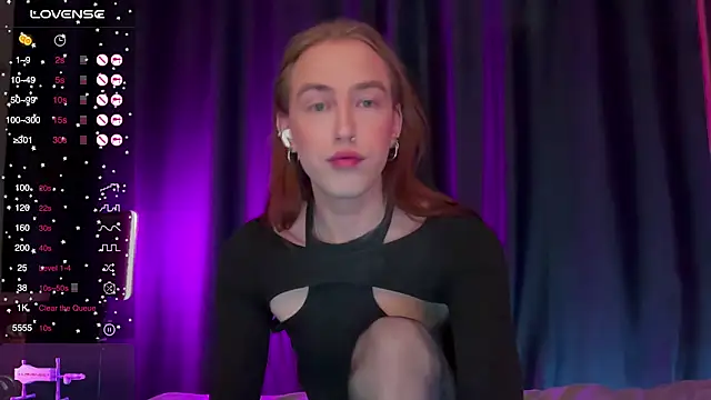 Avril Pearly  online show from 16, 12, 2025