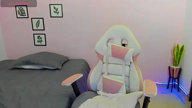 sophie pazz online show from 18, 9, 2025