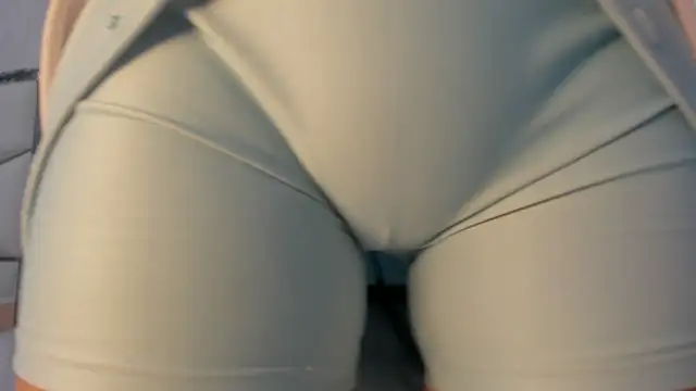 Victoriaa millers online show from 19, 11, 2025