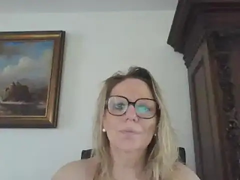 Snapshot of Silkesquirt chatting on 20, 2, 2025 Silkesquirt online show from 20, 2, 2025