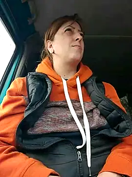 Snapshot of larylary6969 chatting on 19, 2, 2025 larylary6969 online show from 19, 2, 2025