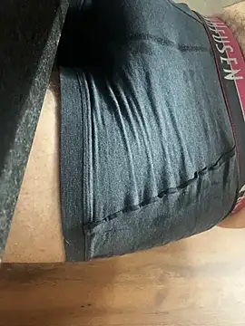 Snapshot of versatile_guy01 chatting on 25, 3, 2026 versatile guy01 online show from 25, 3, 2026