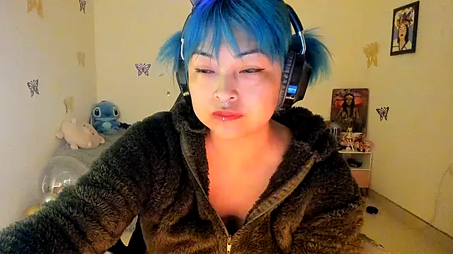 Snapshot of Shaddycute_ chatting on 9, 9, 2025 Shaddycute online show from 9, 9, 2025