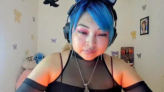Snapshot of Shaddycute_ chatting on 1, 10, 2025 Shaddycute online show from 1, 10, 2025