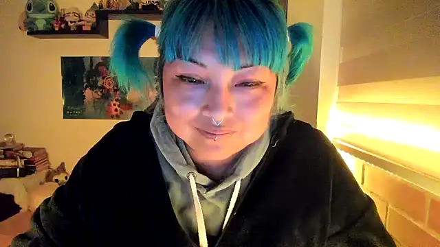 Shaddycute  online show from 5, 2, 2026