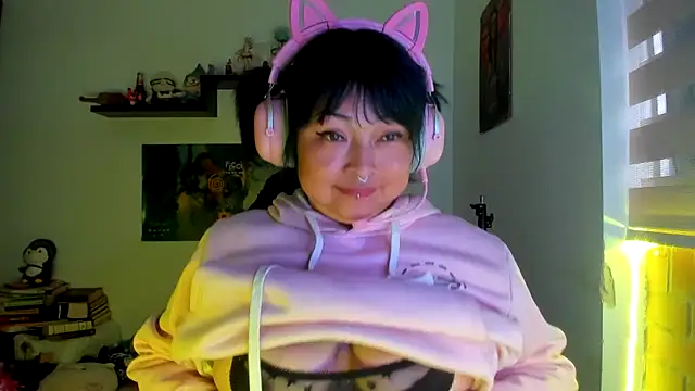 Shaddycute  online show from 3, 3, 2026