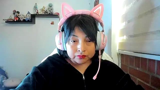 Snapshot of Shaddycute_ chatting on 26, 5, 2026 Shaddycute online show from 26, 5, 2026