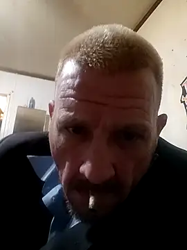 Snapshot of gettinit2wice chatting on 12, 12, 2024 gettinit2wice online show from 12, 12, 2024