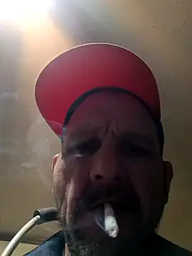 Snapshot of gettinit2wice chatting on 2, 1, 2025 gettinit2wice online show from 2, 1, 2025