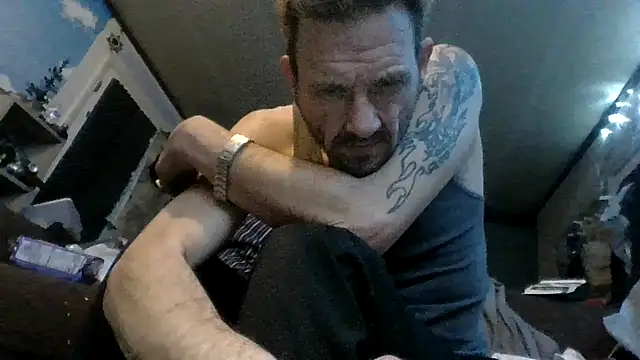 Snapshot of gettinit2wice chatting on 22, 12, 2025 gettinit2wice online show from 22, 12, 2025