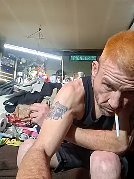 Snapshot of gettinit2wice chatting on 1, 2, 2026 gettinit2wice online show from 1, 2, 2026