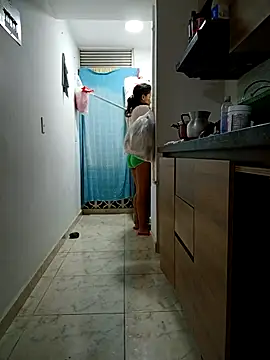 Snapshot of LEIRIS_Y_FRED_01 chatting on 21, 2, 2025 LEIRIS Y FRED 01 online show from 21, 2, 2025