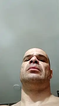 Snapshot of LEIRIS_Y_FRED_01 chatting on 28, 2, 2025 LEIRIS Y FRED 01 online show from 28, 2, 2025