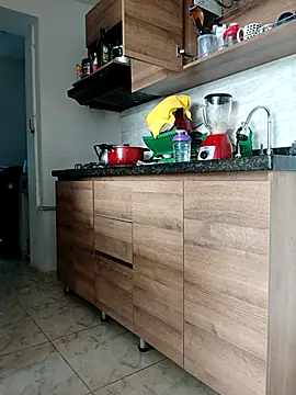 Snapshot of LEIRIS_Y_FRED_01 chatting on 9, 11, 2025 LEIRIS Y FRED 01 online show from 9, 11, 2025