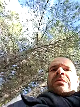 Snapshot of LEIRIS_Y_FRED_01 chatting on 18, 3, 2026 LEIRIS Y FRED 01 online show from 18, 3, 2026