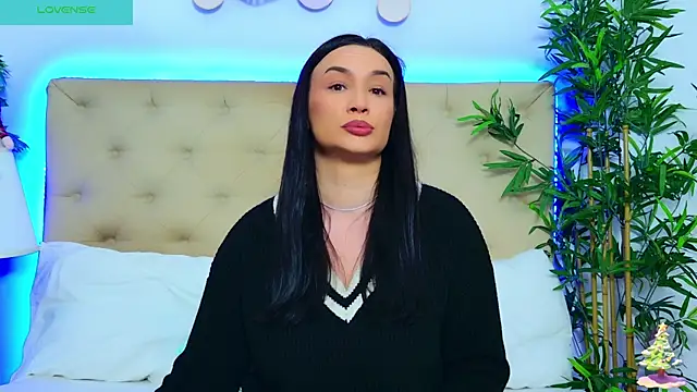 Snapshot of DaliyaArabian chatting on 15, 12, 2025 DaliyaArabian online show from 15, 12, 2025