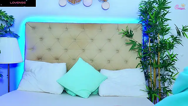 Snapshot of DaliyaArabian chatting on 12, 1, 2026 DaliyaArabian online show from 12, 1, 2026