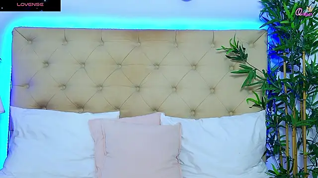 Snapshot of DaliyaArabian chatting on 9, 2, 2026 DaliyaArabian online show from 9, 2, 2026