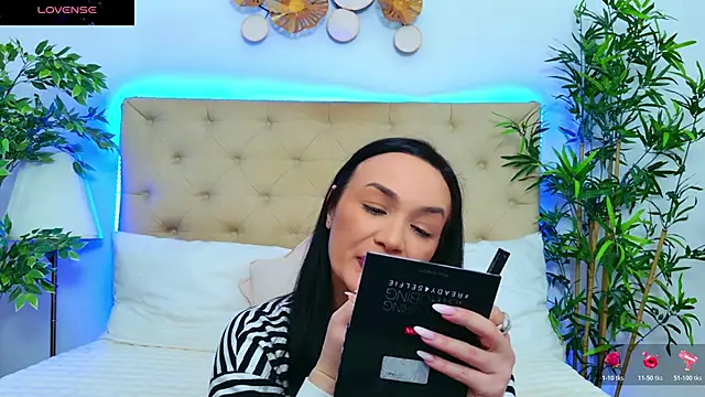 Snapshot of DaliyaArabian chatting on 4, 4, 2026 DaliyaArabian online show from 4, 4, 2026