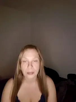 Snapshot of katiestevens chatting on 25, 9, 2025 katiestevens online show from 25, 9, 2025