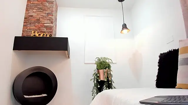  nina sweet online show from 23, 1, 2025