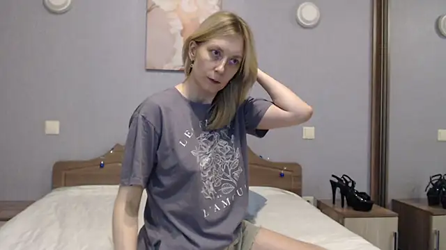 Snapshot of AvelinaLeoni chatting on 29, 12, 2024 AvelinaLeoni online show from 29, 12, 2024