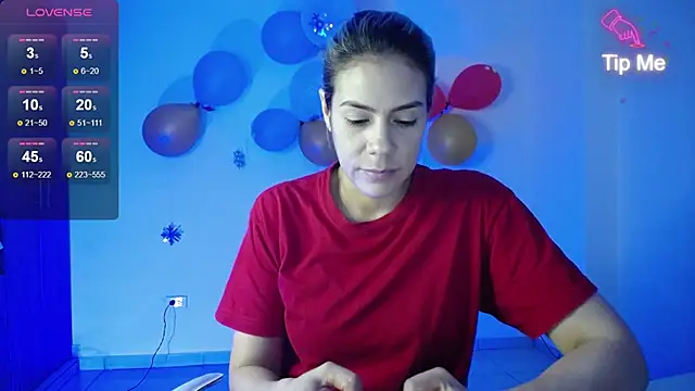Snapshot of candydowson1 chatting on 21, 12, 2024 candydowson1 online show from 21, 12, 2024