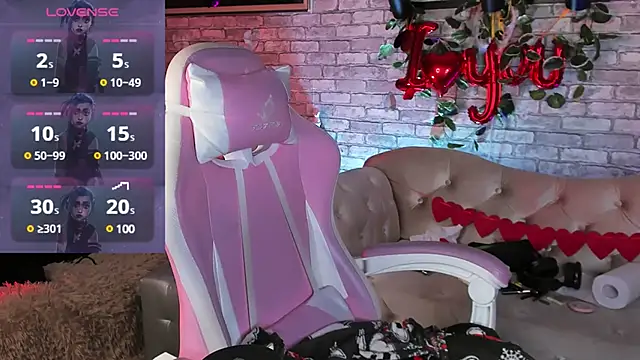 Alex Howell online show from 13, 2, 2025