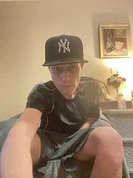 kollzCloudzz online show from 5, 4, 2026