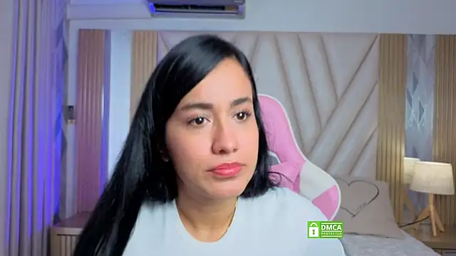 Miia harper  online show from 17, 11, 2025