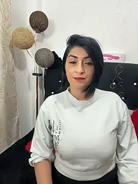 karenlennox1 online show from 4, 12, 2025